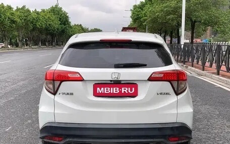 Honda Vezel, 2022 год, 1 137 000 рублей, 4 фотография