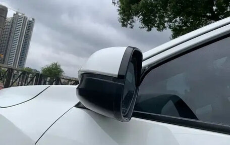 Honda Vezel, 2022 год, 1 137 000 рублей, 15 фотография