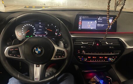 BMW 5 серия, 2020 год, 3 000 000 рублей, 15 фотография