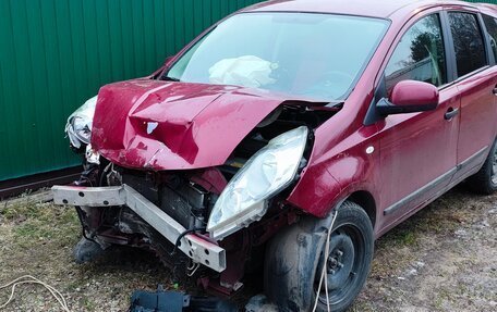 Nissan Note II рестайлинг, 2013 год, 700 000 рублей, 4 фотография