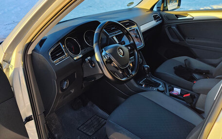 Volkswagen Tiguan II, 2019 год, 3 150 000 рублей, 6 фотография