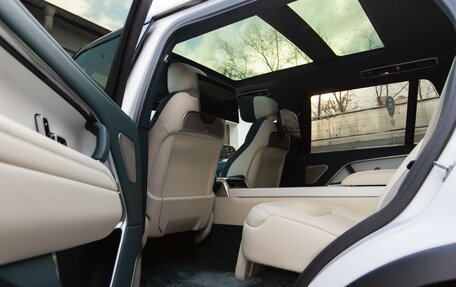 Land Rover Range Rover IV рестайлинг, 2023 год, 25 900 000 рублей, 24 фотография