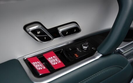 Land Rover Range Rover IV рестайлинг, 2023 год, 25 900 000 рублей, 15 фотография