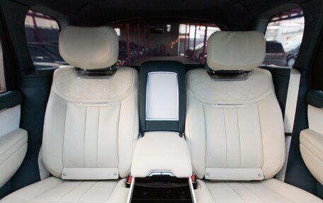 Land Rover Range Rover IV рестайлинг, 2023 год, 25 900 000 рублей, 28 фотография