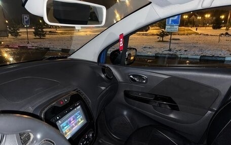 Renault Kaptur I рестайлинг, 2017 год, 900 000 рублей, 3 фотография