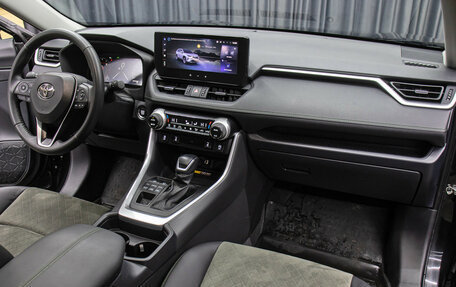 Toyota RAV4, 2024 год, 4 498 000 рублей, 11 фотография