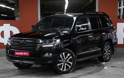 Toyota Land Cruiser 200, 2018 год, 5 998 000 рублей, 1 фотография