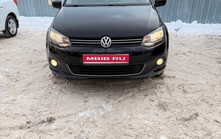 Volkswagen Polo VI (EU Market), 2015 год, 1 080 000 рублей, 1 фотография