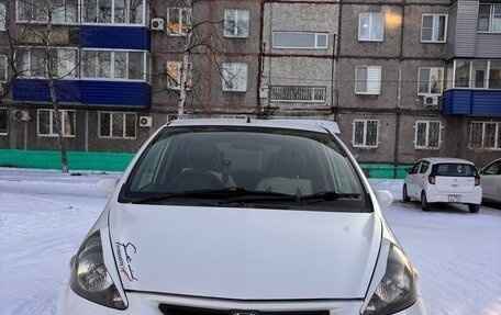 Honda Fit III, 2002 год, 200 000 рублей, 1 фотография