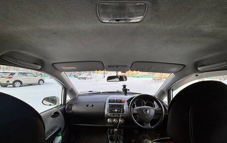 Honda Fit III, 2002 год, 200 000 рублей, 8 фотография