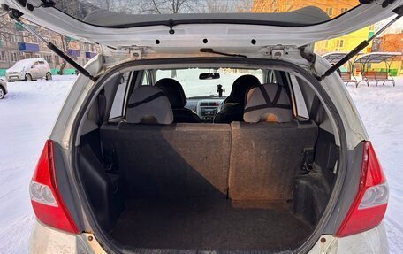 Honda Fit III, 2002 год, 200 000 рублей, 9 фотография