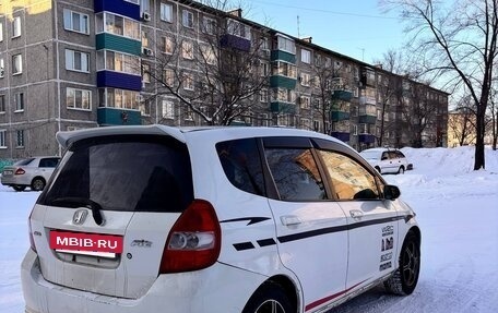 Honda Fit III, 2002 год, 200 000 рублей, 12 фотография