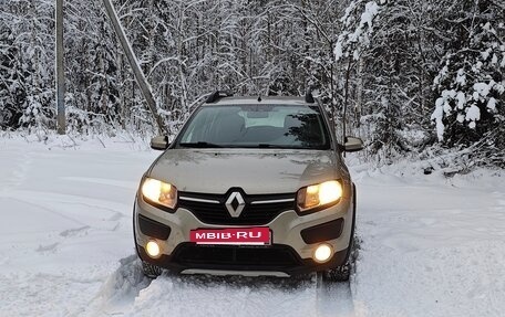 Renault Sandero II рестайлинг, 2017 год, 950 000 рублей, 5 фотография