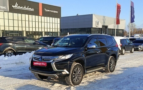 Mitsubishi Pajero Sport III рестайлинг, 2016 год, 2 900 000 рублей, 1 фотография
