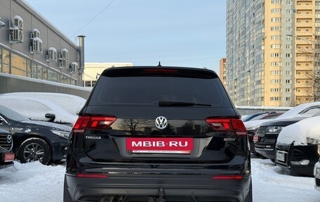 Volkswagen Tiguan II, 2020 год, 2 599 000 рублей, 5 фотография
