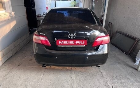 Toyota Camry, 2007 год, 900 000 рублей, 2 фотография