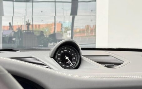 Porsche 911, 2024 год, 19 500 000 рублей, 25 фотография