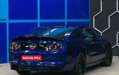 Ford Mustang VI рестайлинг, 2012 год, 2 100 000 рублей, 7 фотография