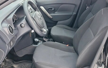 Renault Logan II, 2014 год, 570 000 рублей, 6 фотография