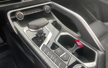 Geely Tugella FY11, 2023 год, 3 198 000 рублей, 18 фотография