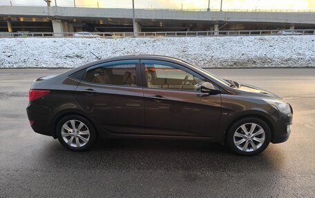 Hyundai Solaris II рестайлинг, 2016 год, 1 050 000 рублей, 5 фотография