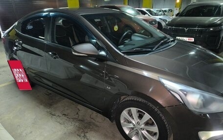 Hyundai Solaris II рестайлинг, 2016 год, 1 050 000 рублей, 10 фотография