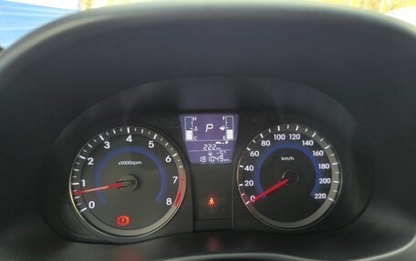 Hyundai Solaris II рестайлинг, 2016 год, 1 050 000 рублей, 32 фотография