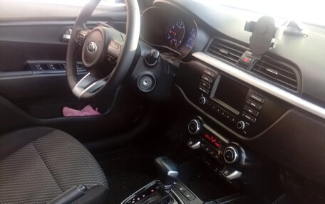 KIA Rio IV, 2020 год, 1 670 000 рублей, 8 фотография