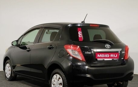 Toyota Vitz, 2012 год, 750 000 рублей, 4 фотография