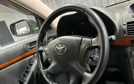 Toyota Avensis III рестайлинг, 2004 год, 799 900 рублей, 8 фотография
