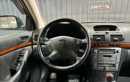 Toyota Avensis III рестайлинг, 2004 год, 799 900 рублей, 7 фотография