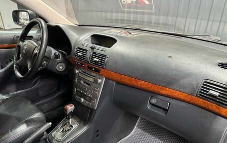 Toyota Avensis III рестайлинг, 2004 год, 799 900 рублей, 14 фотография