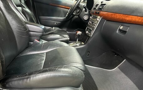 Toyota Avensis III рестайлинг, 2004 год, 799 900 рублей, 13 фотография