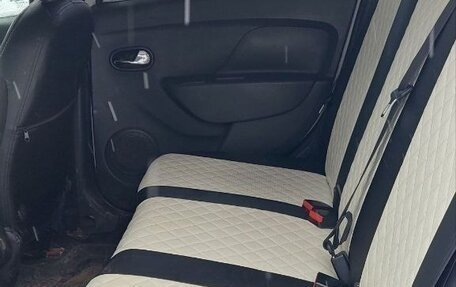 Renault Logan II, 2017 год, 420 000 рублей, 6 фотография