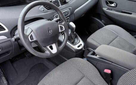 Renault Scenic III, 2011 год, 810 000 рублей, 9 фотография