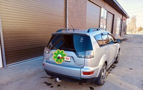 Mitsubishi Outlander III рестайлинг 3, 2011 год, 1 100 000 рублей, 2 фотография