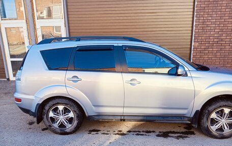 Mitsubishi Outlander III рестайлинг 3, 2011 год, 1 100 000 рублей, 5 фотография