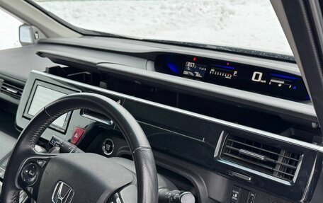 Honda Stepwgn IV, 2017 год, 2 349 999 рублей, 9 фотография