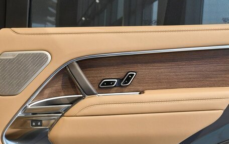 Land Rover Range Rover IV рестайлинг, 2025 год, 24 800 000 рублей, 28 фотография