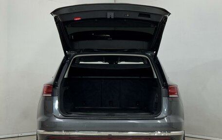 Volkswagen Touareg III, 2020 год, 3 999 000 рублей, 5 фотография