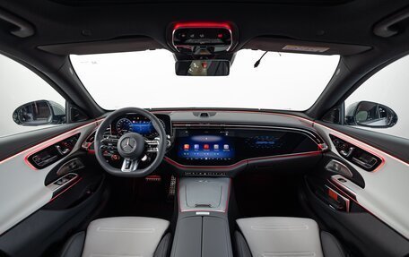 Mercedes-Benz E-Класс AMG, 2025 год, 15 390 000 рублей, 31 фотография