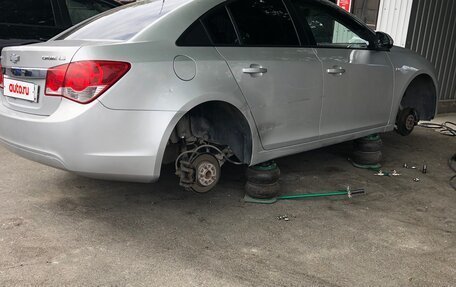 Chevrolet Cruze II, 2011 год, 870 000 рублей, 3 фотография