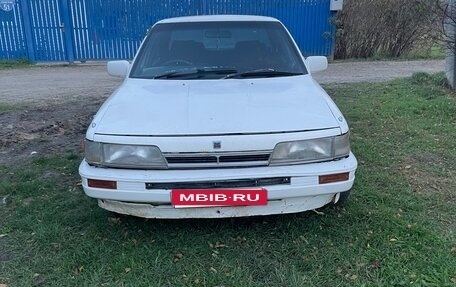 Toyota Camry, 1989 год, 140 000 рублей, 3 фотография