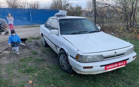 Toyota Camry, 1989 год, 140 000 рублей, 7 фотография