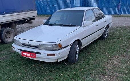 Toyota Camry, 1989 год, 140 000 рублей, 4 фотография