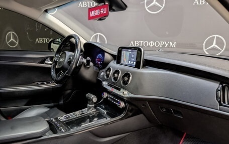 KIA Stinger I, 2018 год, 2 450 000 рублей, 13 фотография