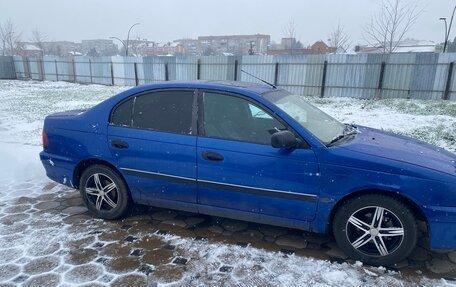 Toyota Avensis III рестайлинг, 1998 год, 280 000 рублей, 6 фотография
