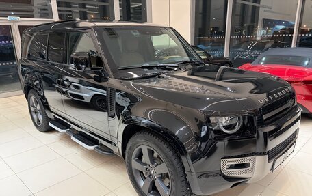 Land Rover Defender II, 2024 год, 14 960 000 рублей, 3 фотография