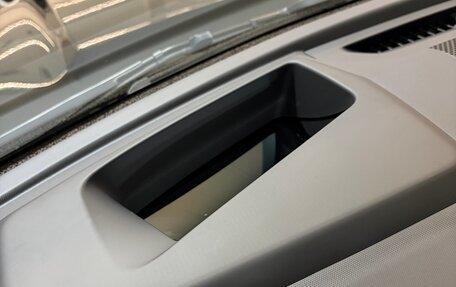 Land Rover Defender II, 2024 год, 14 960 000 рублей, 16 фотография