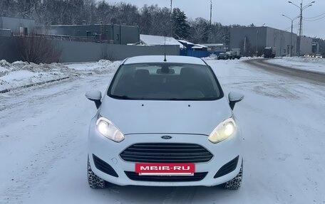Ford Fiesta, 2016 год, 750 000 рублей, 2 фотография